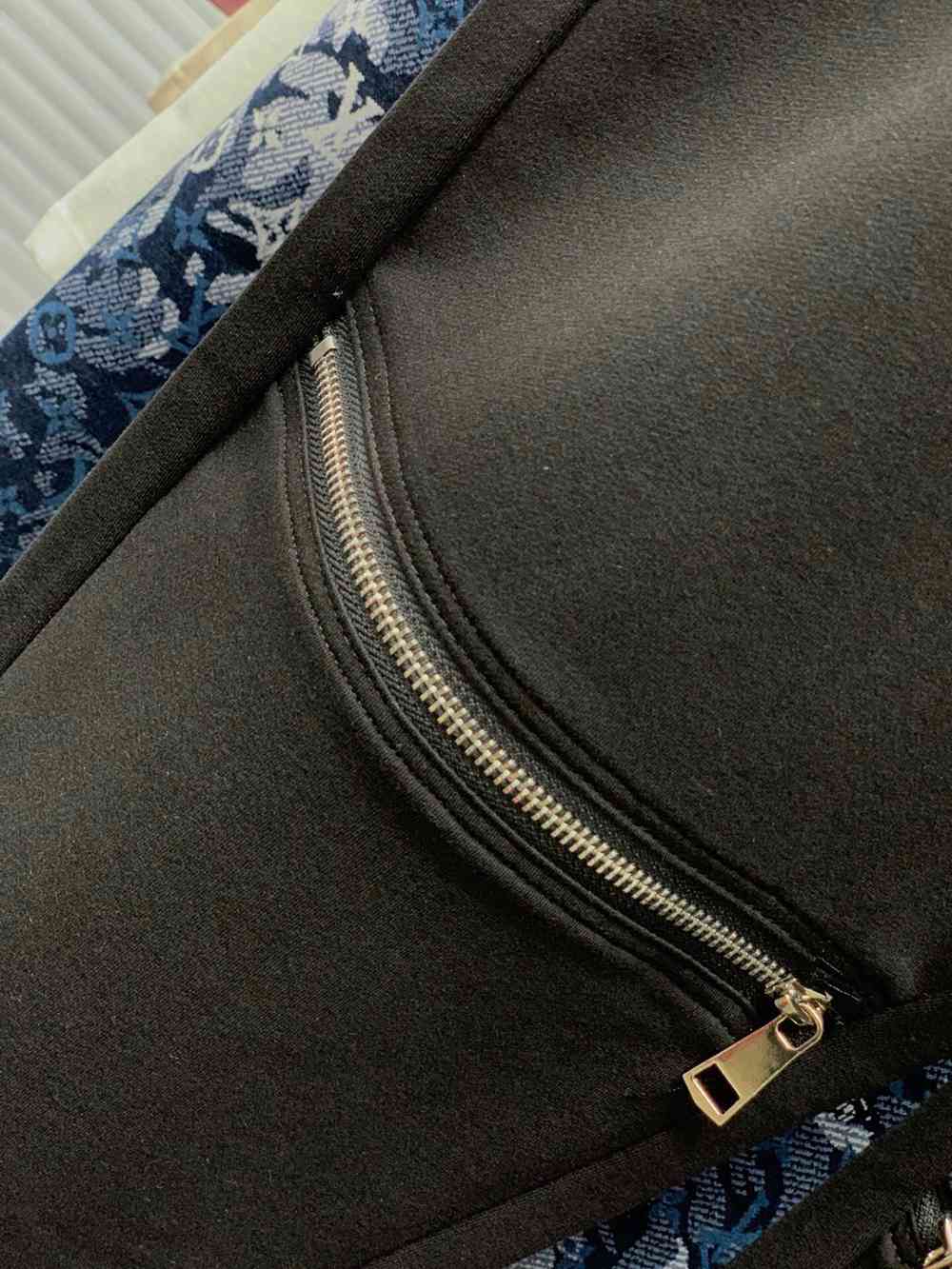 Bur-erry Trousers JP9618685